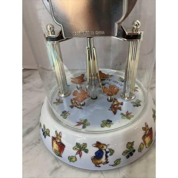 Vintage Peter Rabbit Anniversary Clock 2002 with Swirling Birds Working - Picture 8 of 15